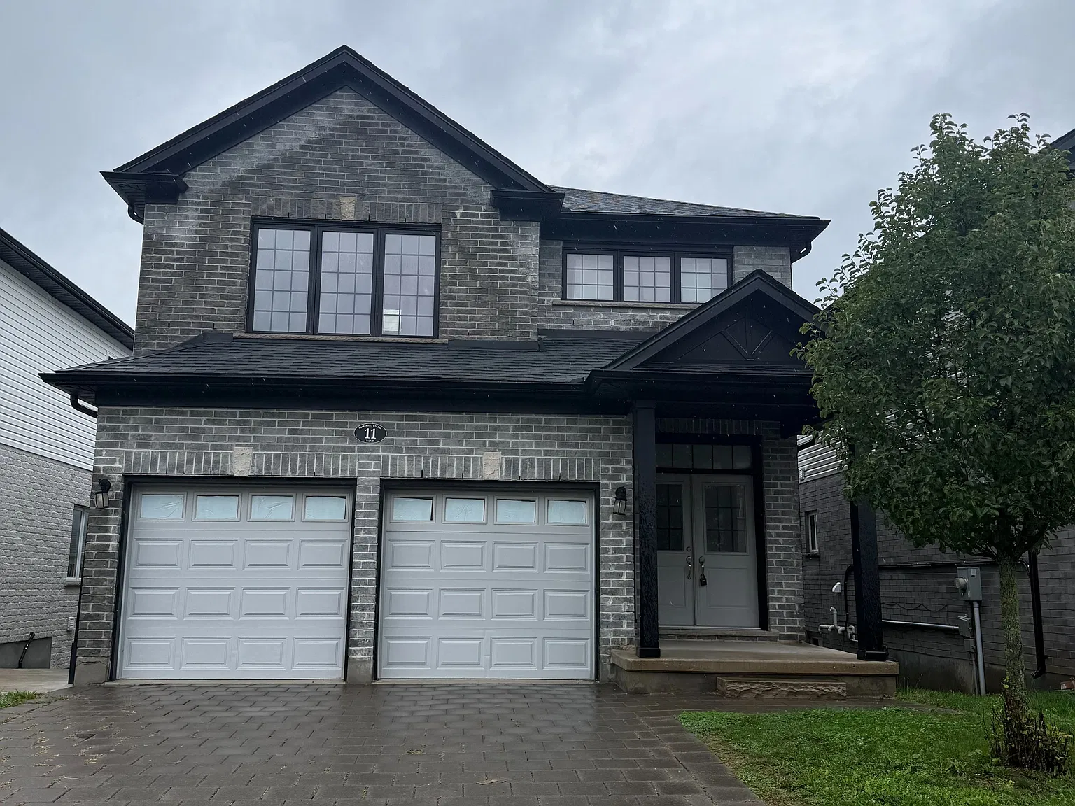 2619 Sheffield Blvd — Photo 2