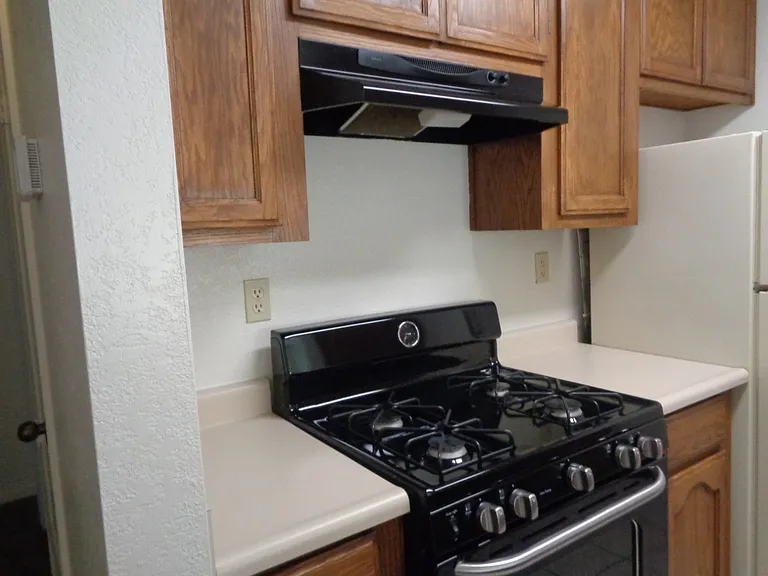 1801 Marshall Rd #1002 — Photo 3