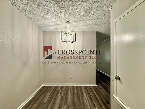 4th image of 12402 Gentry St #226