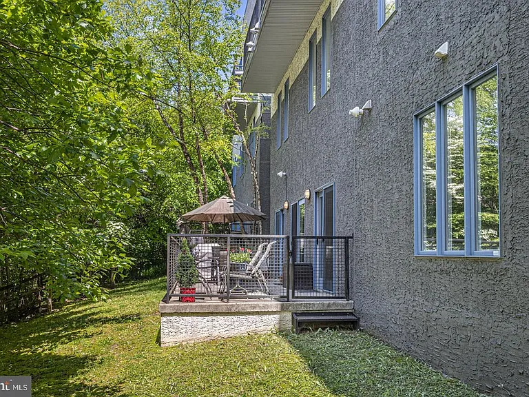 182 Gay St #501 — Photo 31