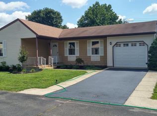 165 Sunset Rd, Whiting, NJ 08759