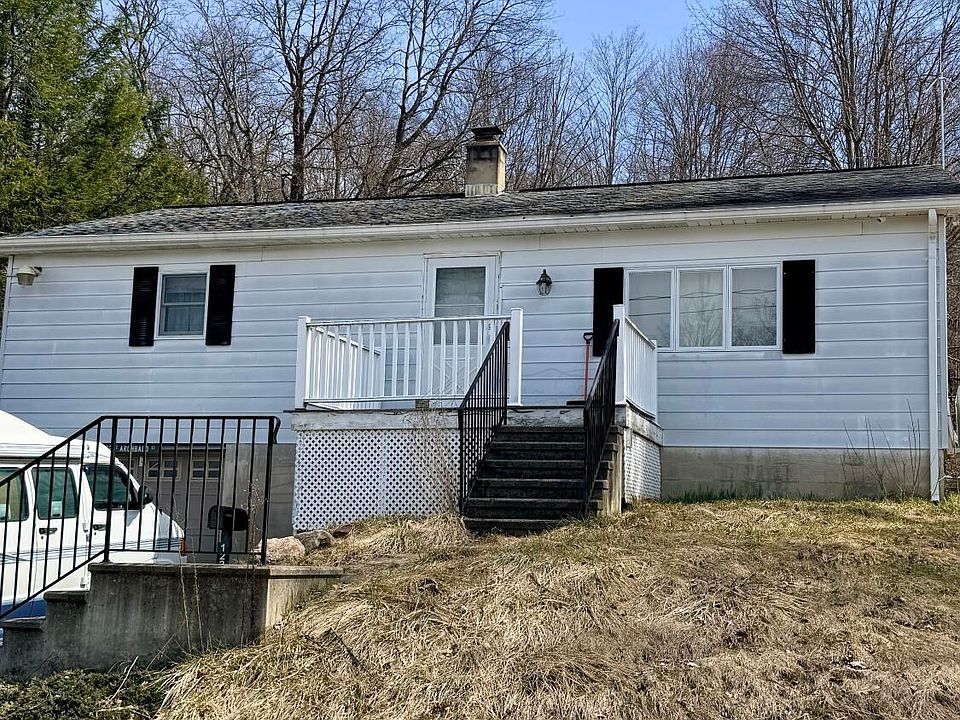 1st image of 122 1/2 Archbald St