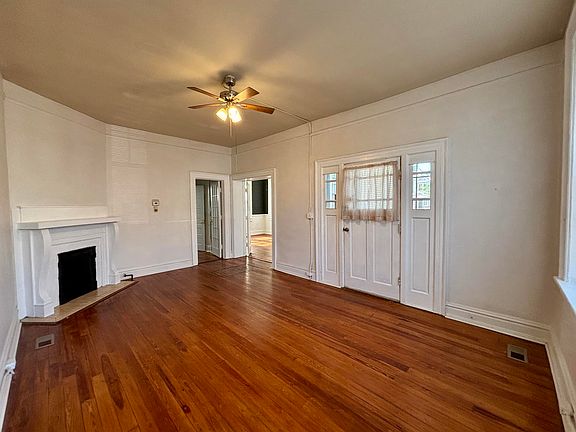 3rd image of 320 3rd St