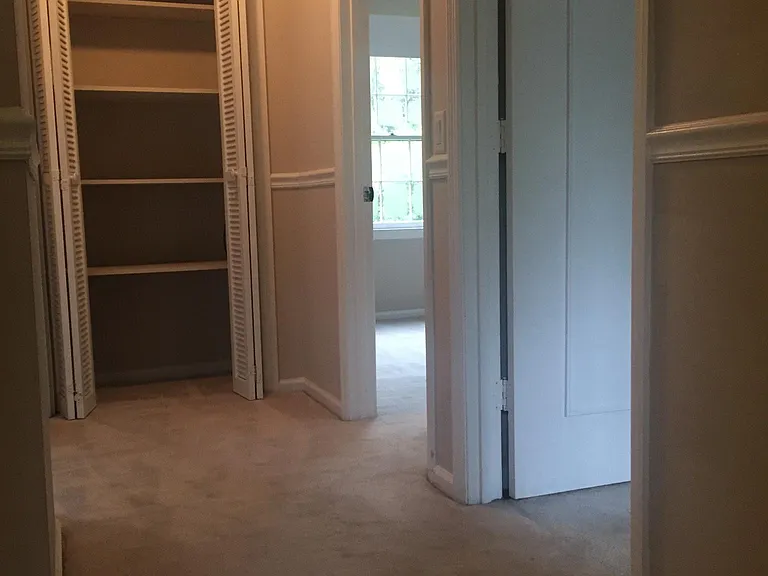 214 Oakleaf Dr — Photo 34