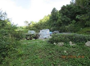 218 Kidd Frk, Banner, KY 41603