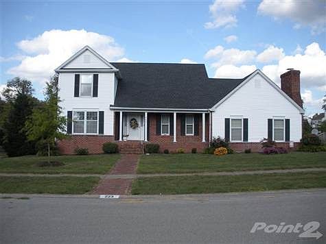 1st image of 223 Fairway Dr