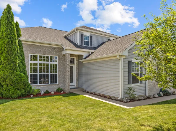 1208 Water Stone Cir, Wauconda, IL 60084