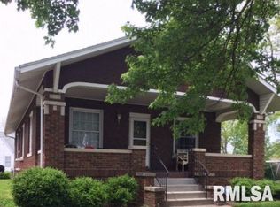 1501 S 4th St, Springfield, IL 62703