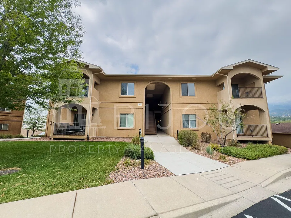 1695 Little Bear Creek Point #304