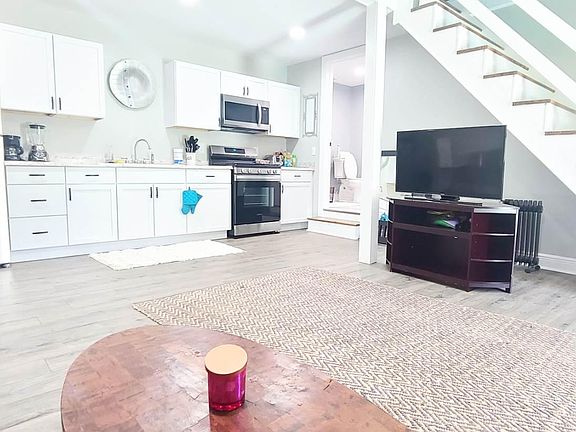 5th image of 1432 Cabrini Ct #2