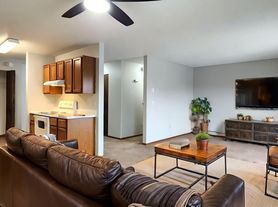 1210 34th Ave S (MN) - 205