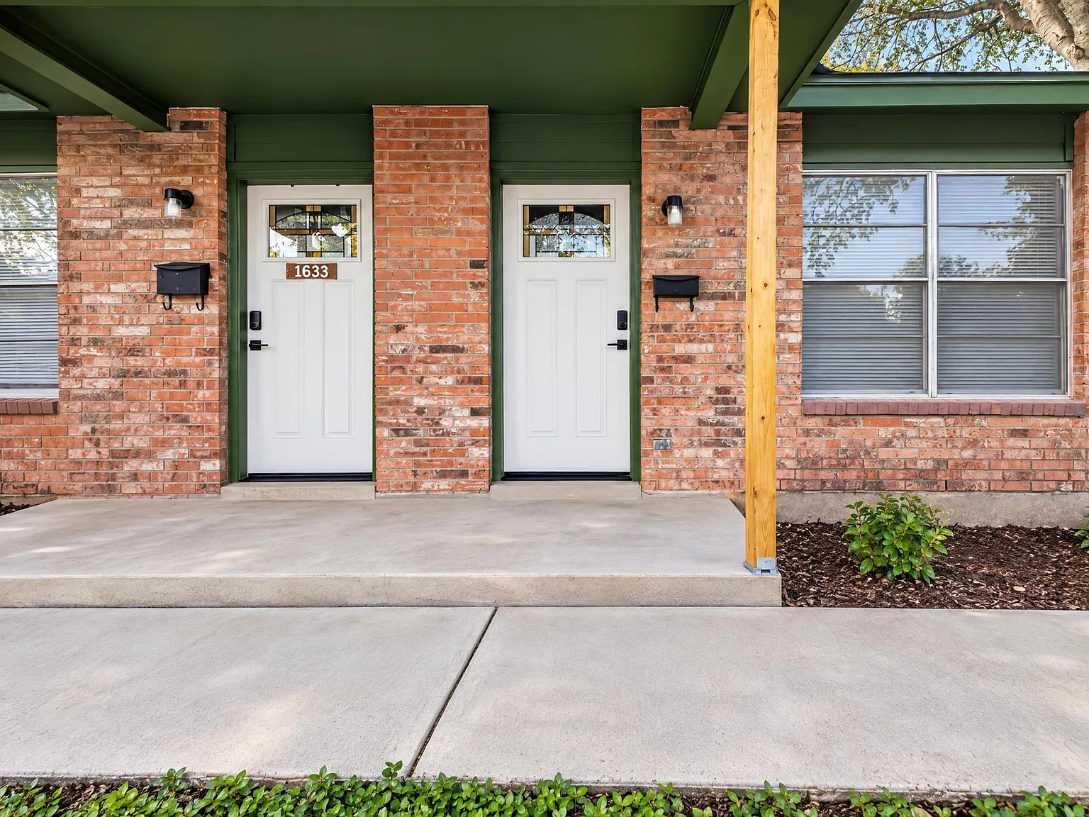2 bed, 810 sqft, $1,150 — Photo 3