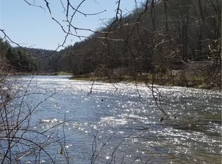 Riverfront Dr, Jefferson, NC 28640