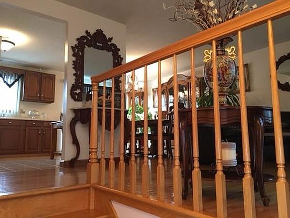 4th image of 44 Judson St