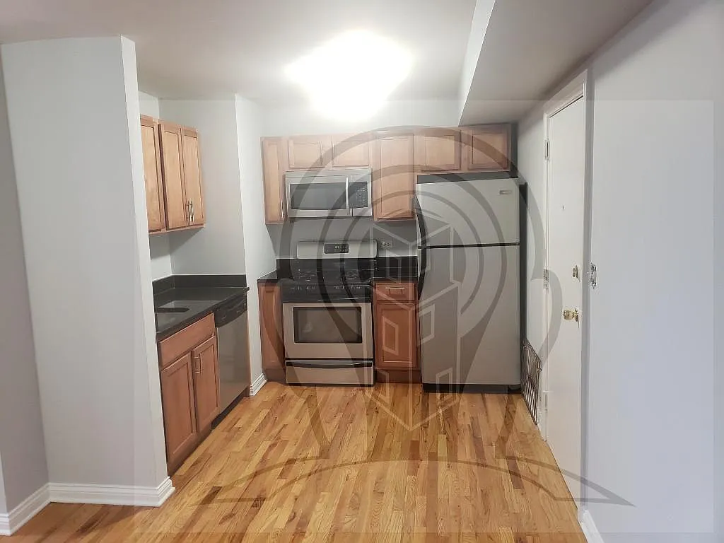 2 bed, 2.0 bath, $2,150 — Photo 3