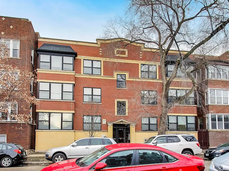 1640 W Fargo Ave #102 — Photo 2
