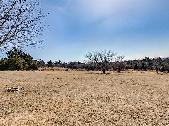 4th image of 29855 Mounds Rd