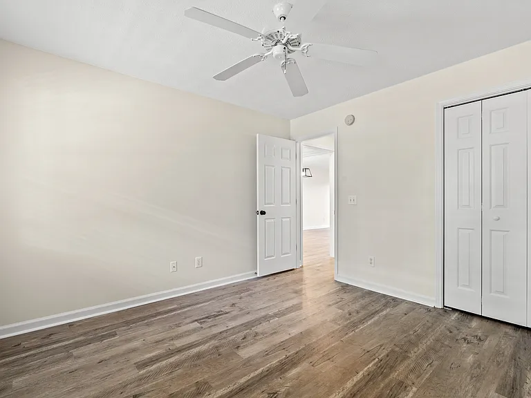 412 Pinehurst Ln #15-7 — Photo 18