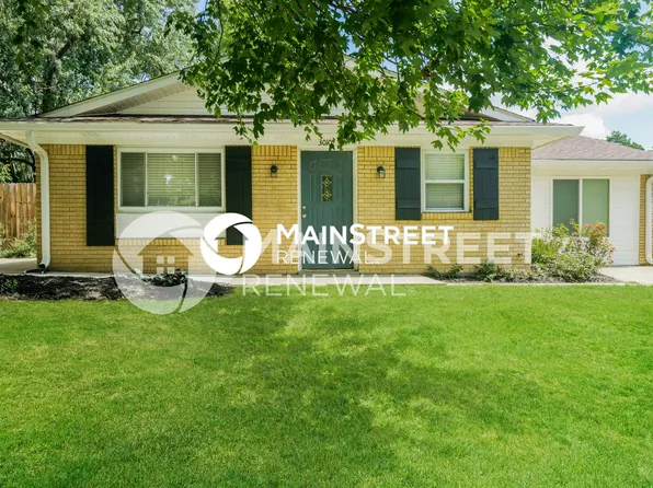 3010 McArthur Way, Jeffersonville, IN 47130