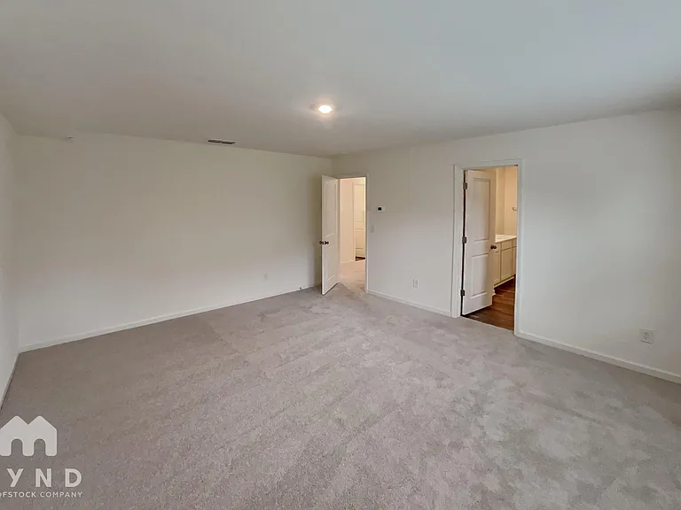 121 Maison Dr — Photo 12