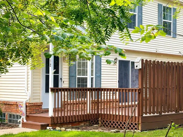 732 Griswold St, Howell, MI 48843