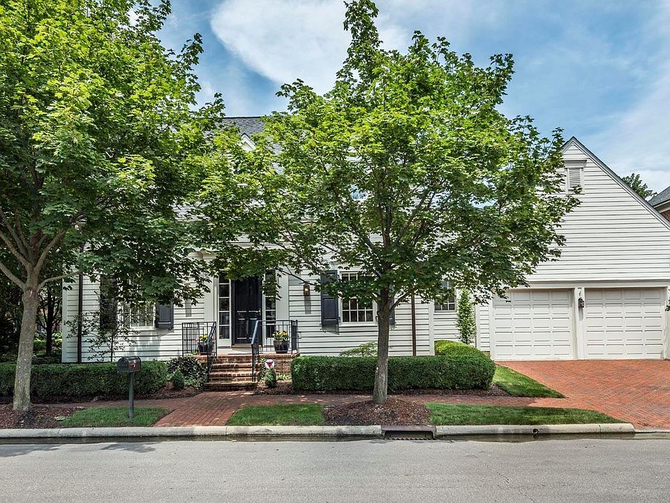 1st image of 40 Pickett Pl