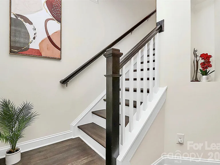 2126 Blewett Dr — Photo 17