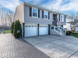 855 Fairmont Ave, North Tonawanda, NY