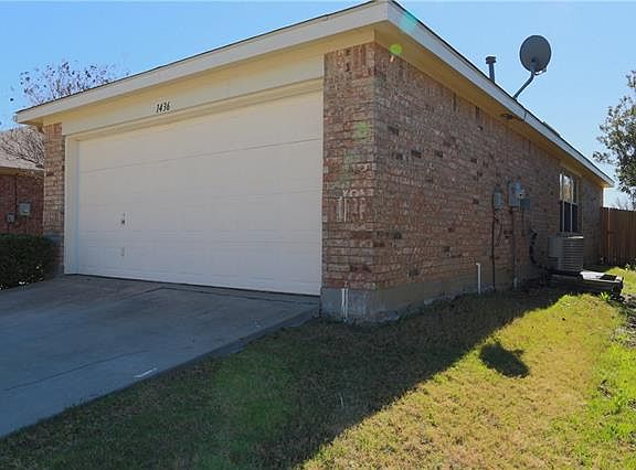 3rd image of 1436 Knottingham Dr