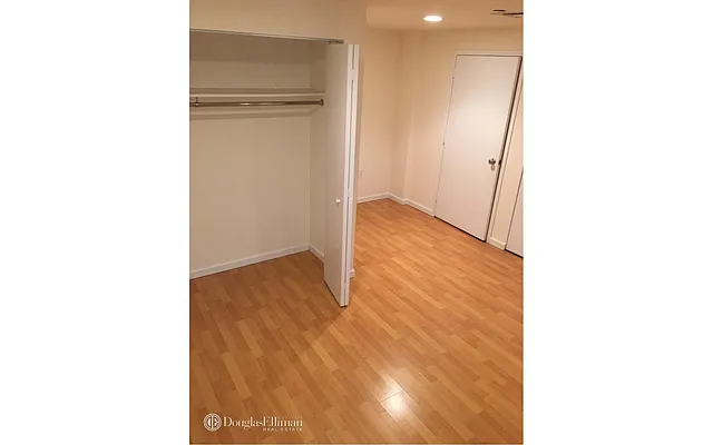 Rented by Douglas Elliman | media 51