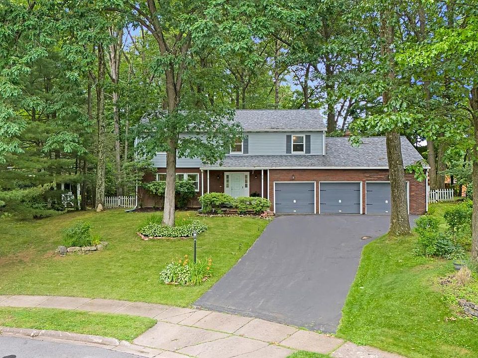 1st image of 219 Morningside Cir