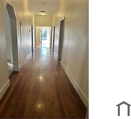 1153 Oak St SW — Photo 4