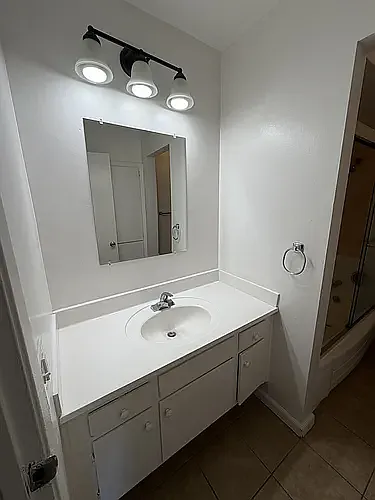 The Franciscan Apartments — Photo 21