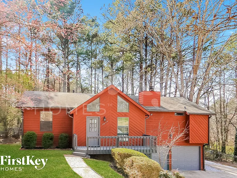 2039 Bascomb Carmel Rd — Photo 1