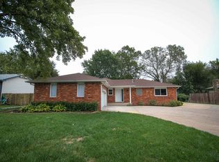 1356 N Valleyview St, Wichita, KS 67212