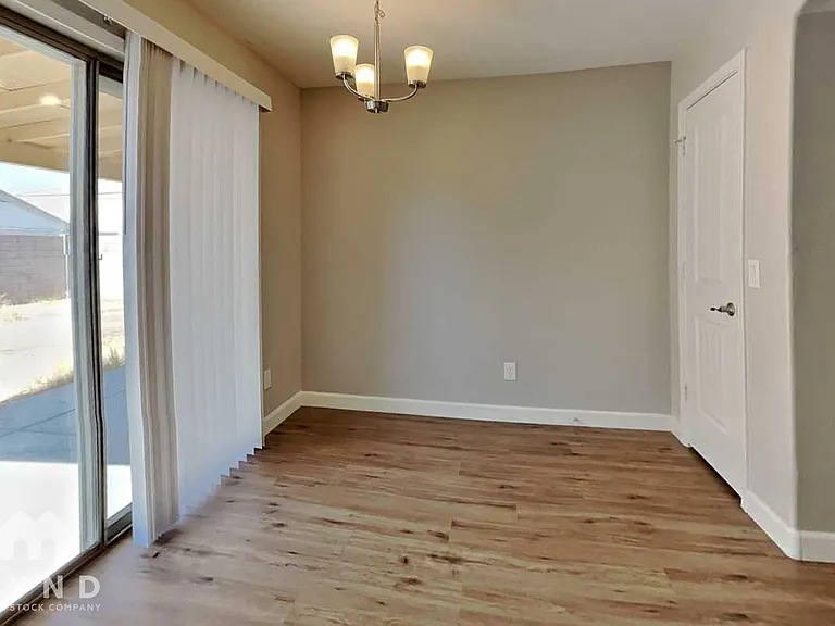 12333 W Rosewood Dr — Photo 4