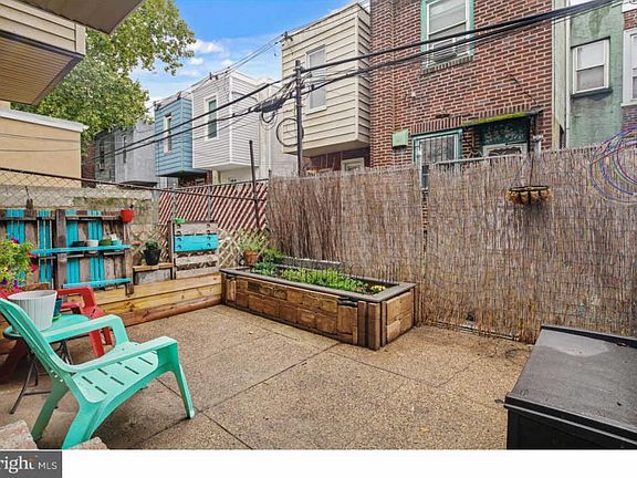 4th image of 2346 Watkins St