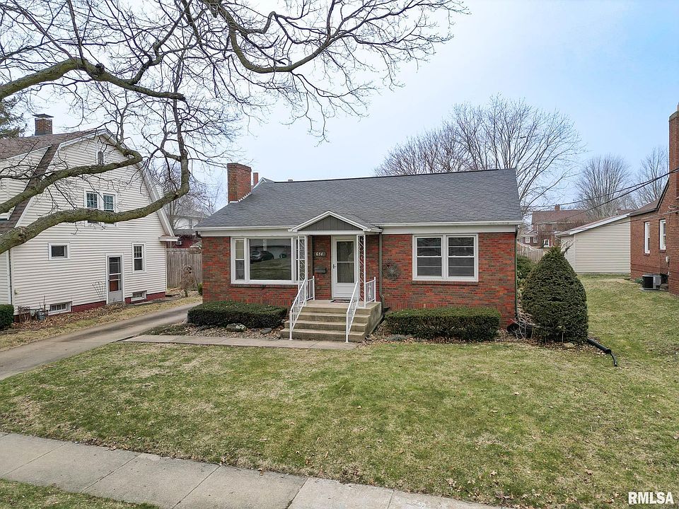 1st image of 654 Florence Ave