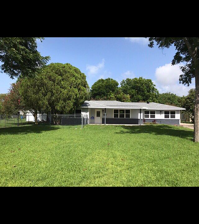1st image of 1314 Palm Ave