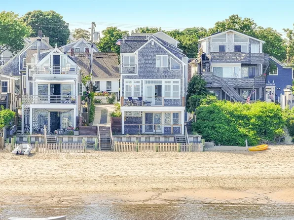 153 Commercial St #6, Provincetown, MA 02657