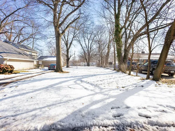 1236 Waurika St, Elkhart, IN 46516