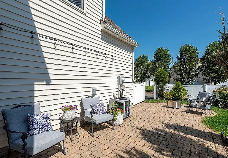 6036 Pennington Creek Dr — Photo 16