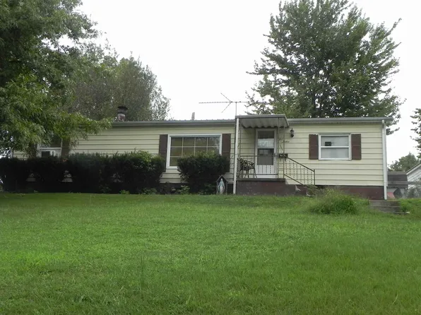 512 12th St, Tell City, IN 47586
