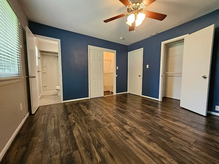 3413 Newport Dr — Photo 17