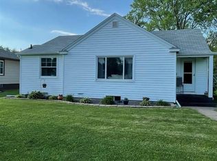 2901 N 21st St, Superior, WI 54880