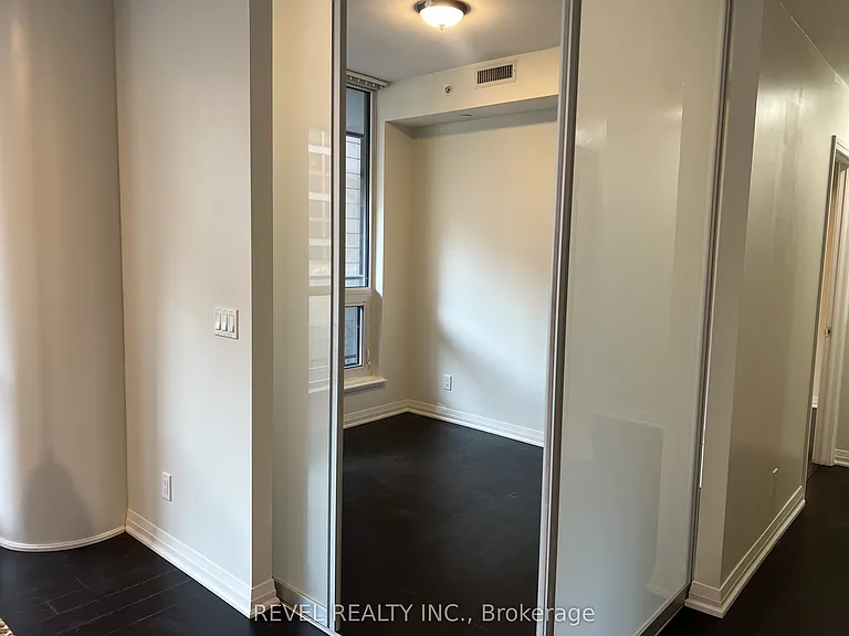 8 Mercer St #405 — Photo 16