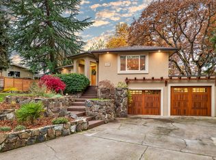 319 N Berkeley Way, Medford, OR 97504