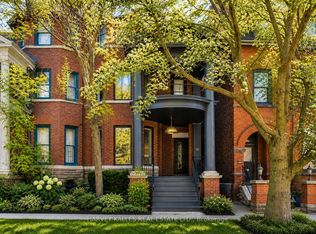 111 Bedford Rd, Toronto, ON M5R2K5