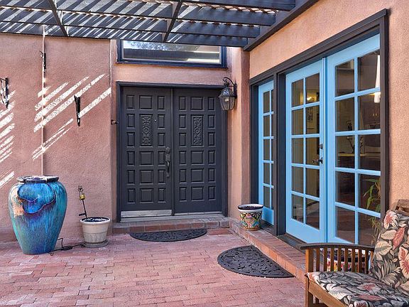 4th image of 3021 Calle Del Bosque NW