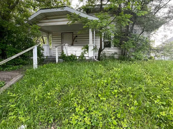 1423 Nelle St, Anderson, IN 46016